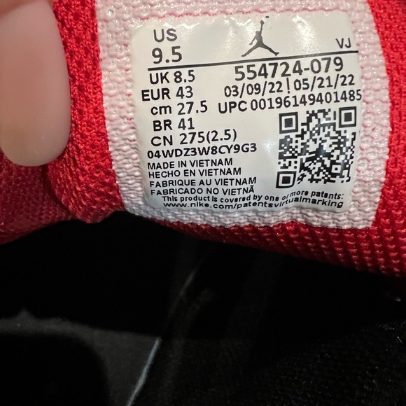 Air Jordan 1 Mid - Picture 5 of 7